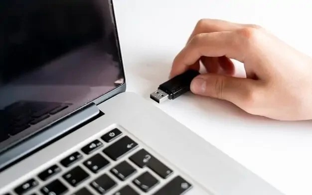 Не работает флешка когда подключаю ее к USB — Linux-hardware — Форум